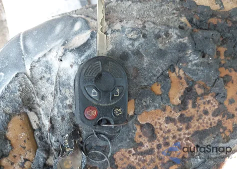 2016 Ford Focus S z USA, uszkodzony, nr VIN 1FADP3E24GL368317